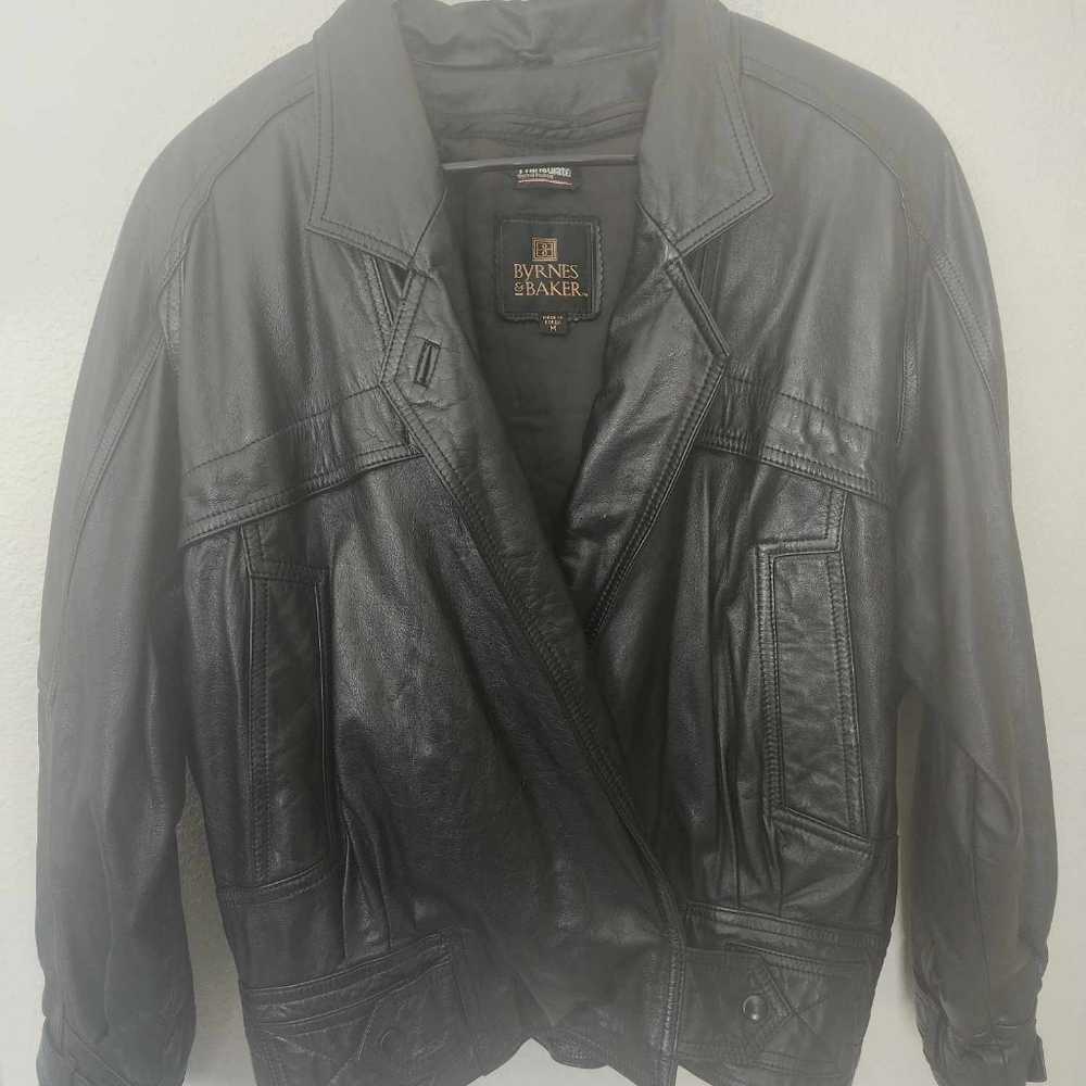 💯 Leather jacket